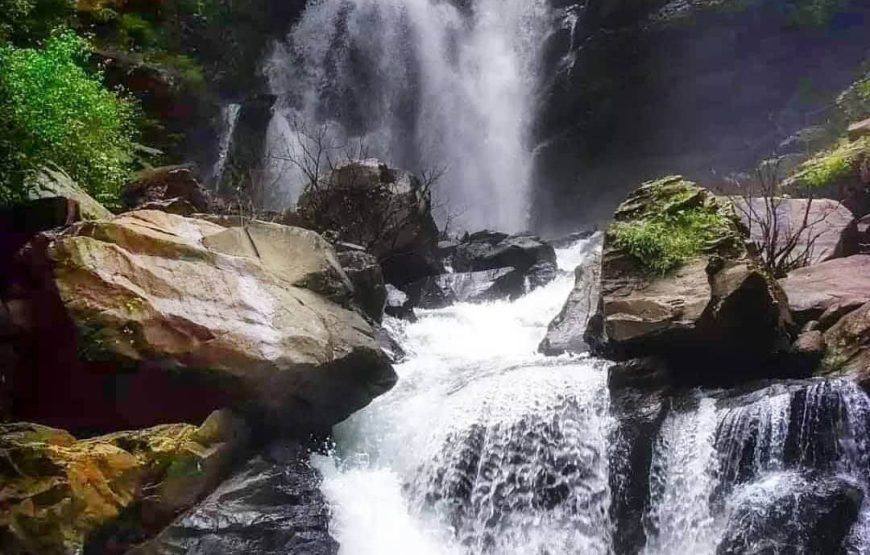 Hanumana Gundi Falls – Karnataka