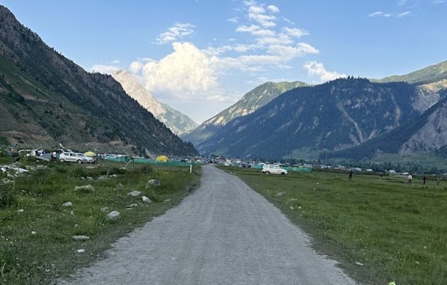 Camping place – Gurez Valley, Jammu and Kashmir